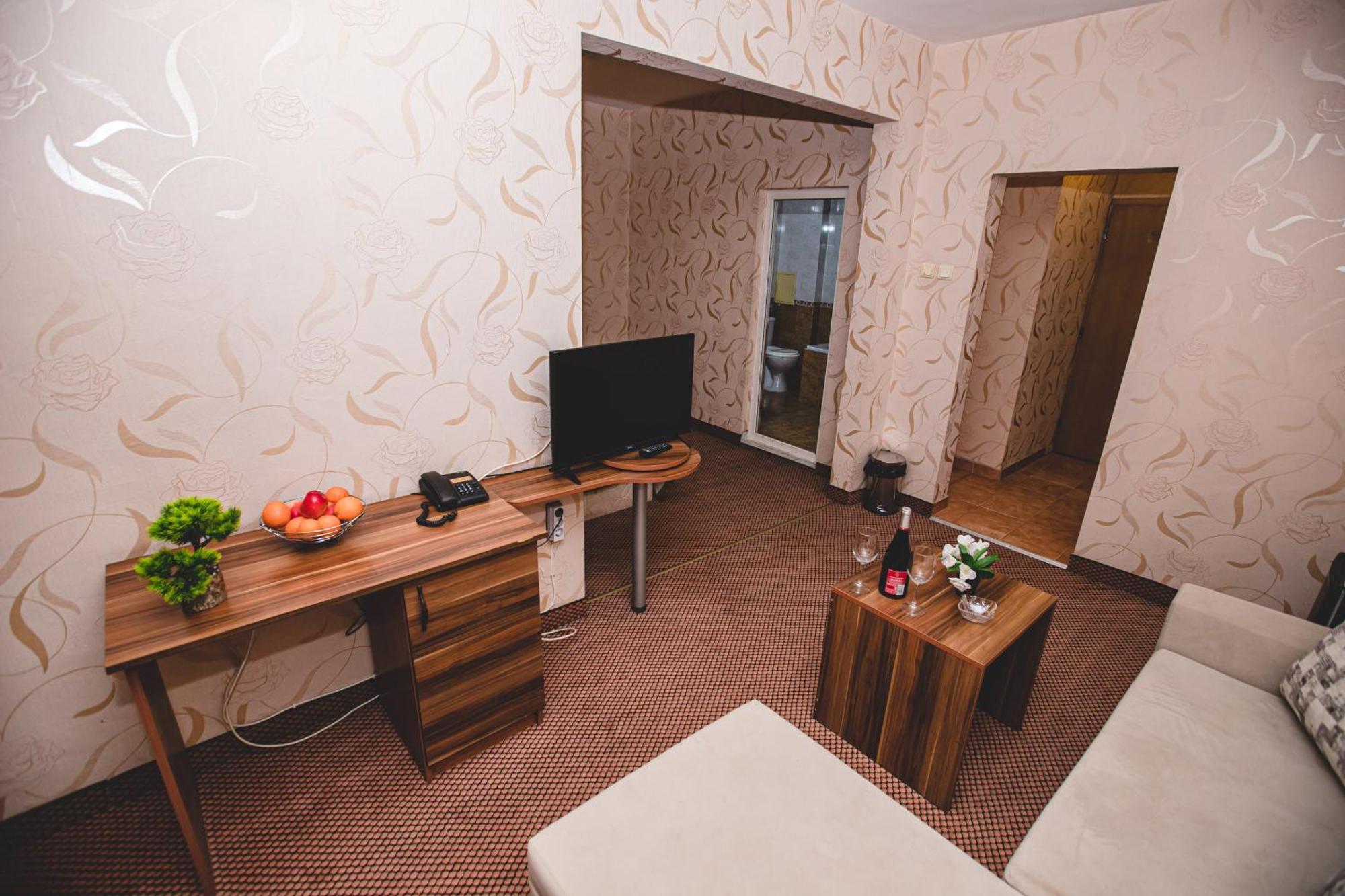 Rodopi Hotel Хасково Экстерьер фото