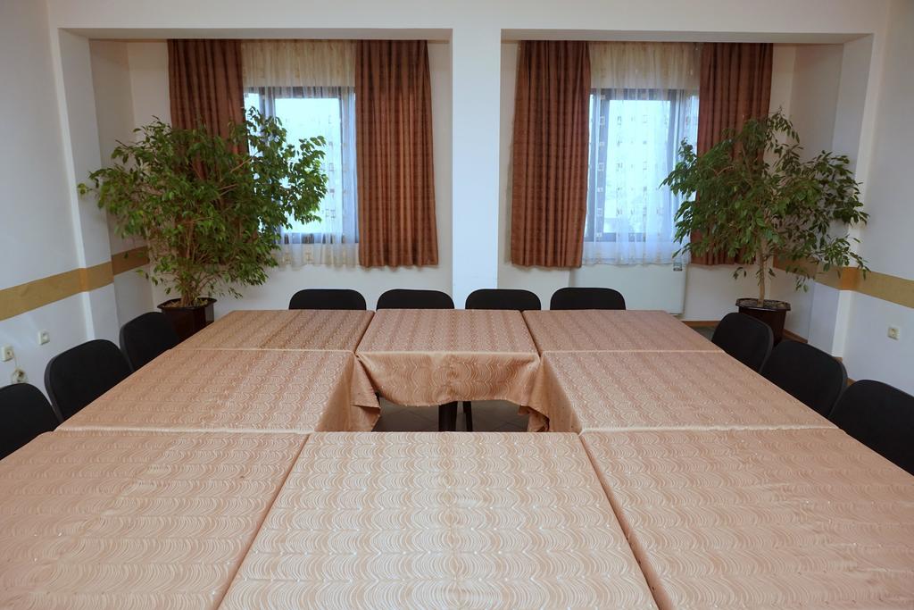 Rodopi Hotel Хасково Экстерьер фото