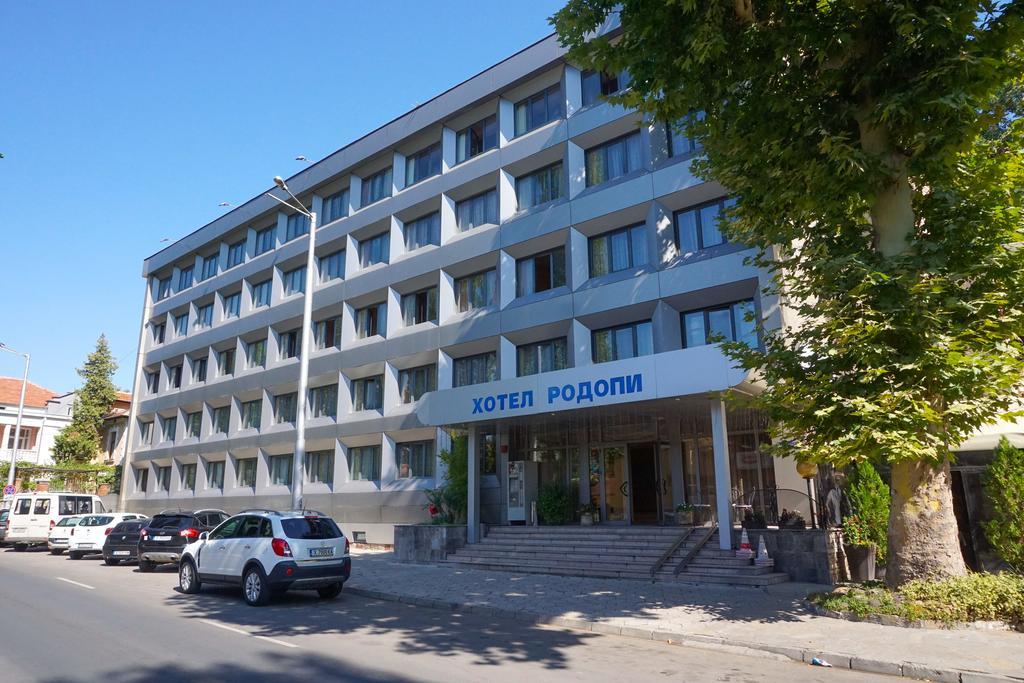 Rodopi Hotel Хасково Экстерьер фото
