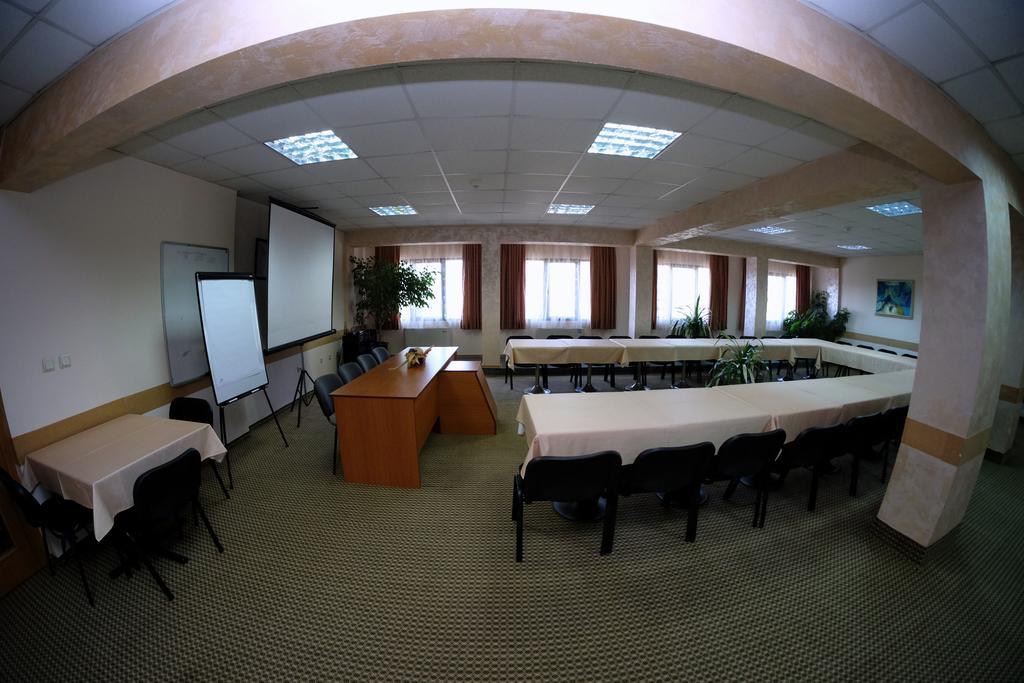Rodopi Hotel Хасково Экстерьер фото