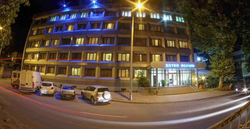 Rodopi Hotel Хасково Экстерьер фото